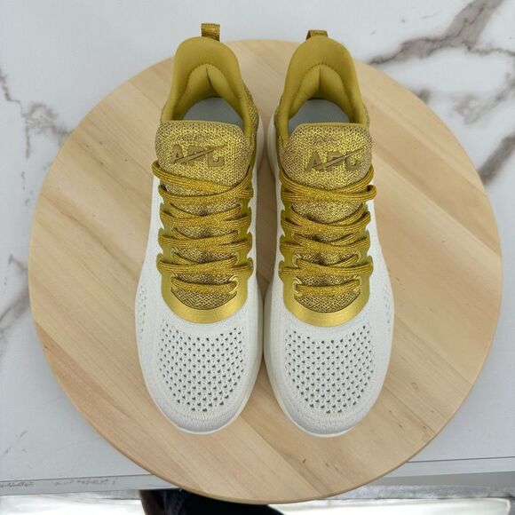 APL Womens 7.5 TechLoom Tracer Sneakers Gym Training Shoes Ivory / Metallic Gold - Picture 4 of 10